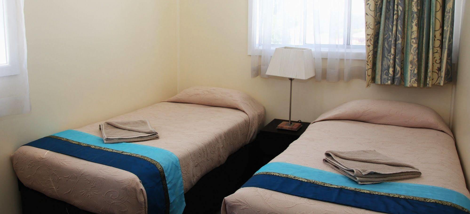 Titania Motel